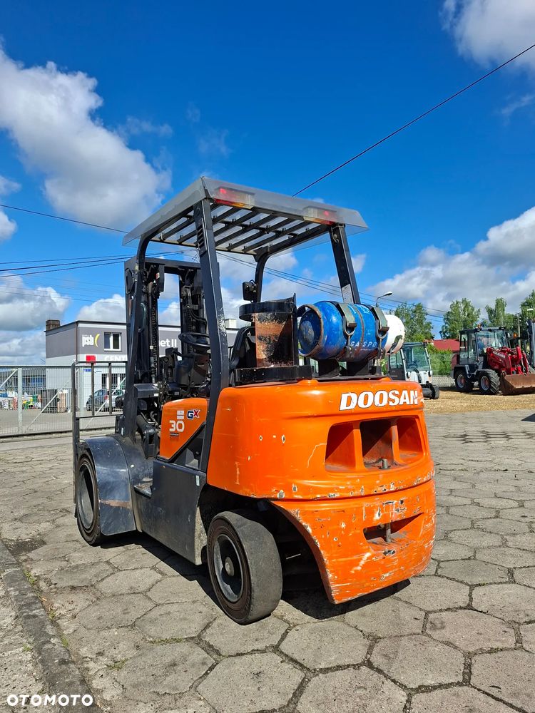 Doosan G30 - 1