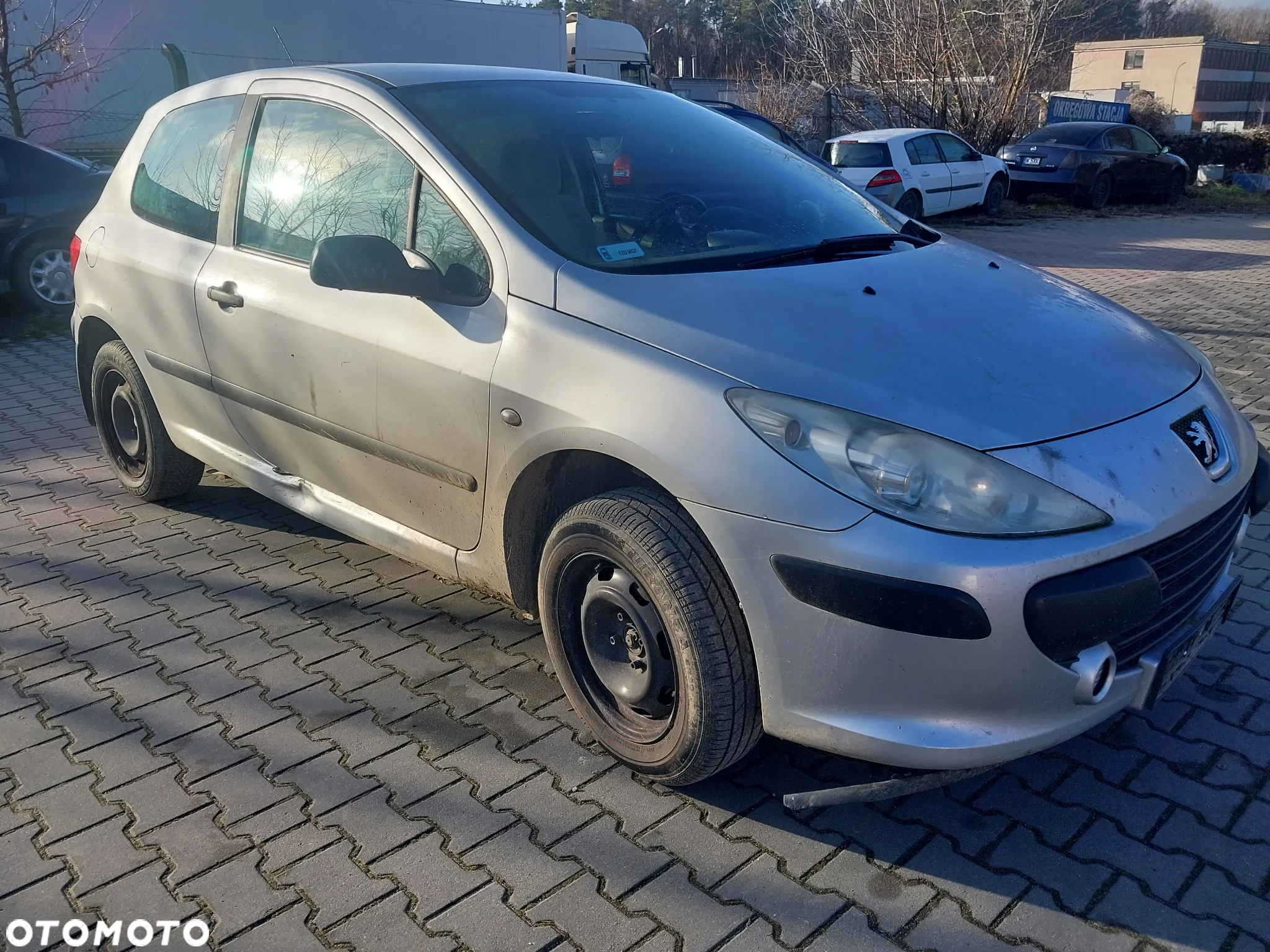 Peugeot 307 FL Lift 3D Hatchback silnik 1.6 HDI 90KM skrzynia biegów 20DM75 drzwi zderzak klapa błotnik EZRC belka przewód szyba wyświetlacz podsufitka wtryski pompa maglownica felgi alternator Cały na części wszystkie części - 8