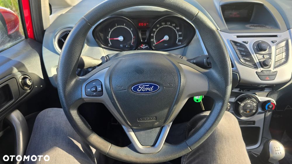Ford Fiesta 1.25 Trend - 39