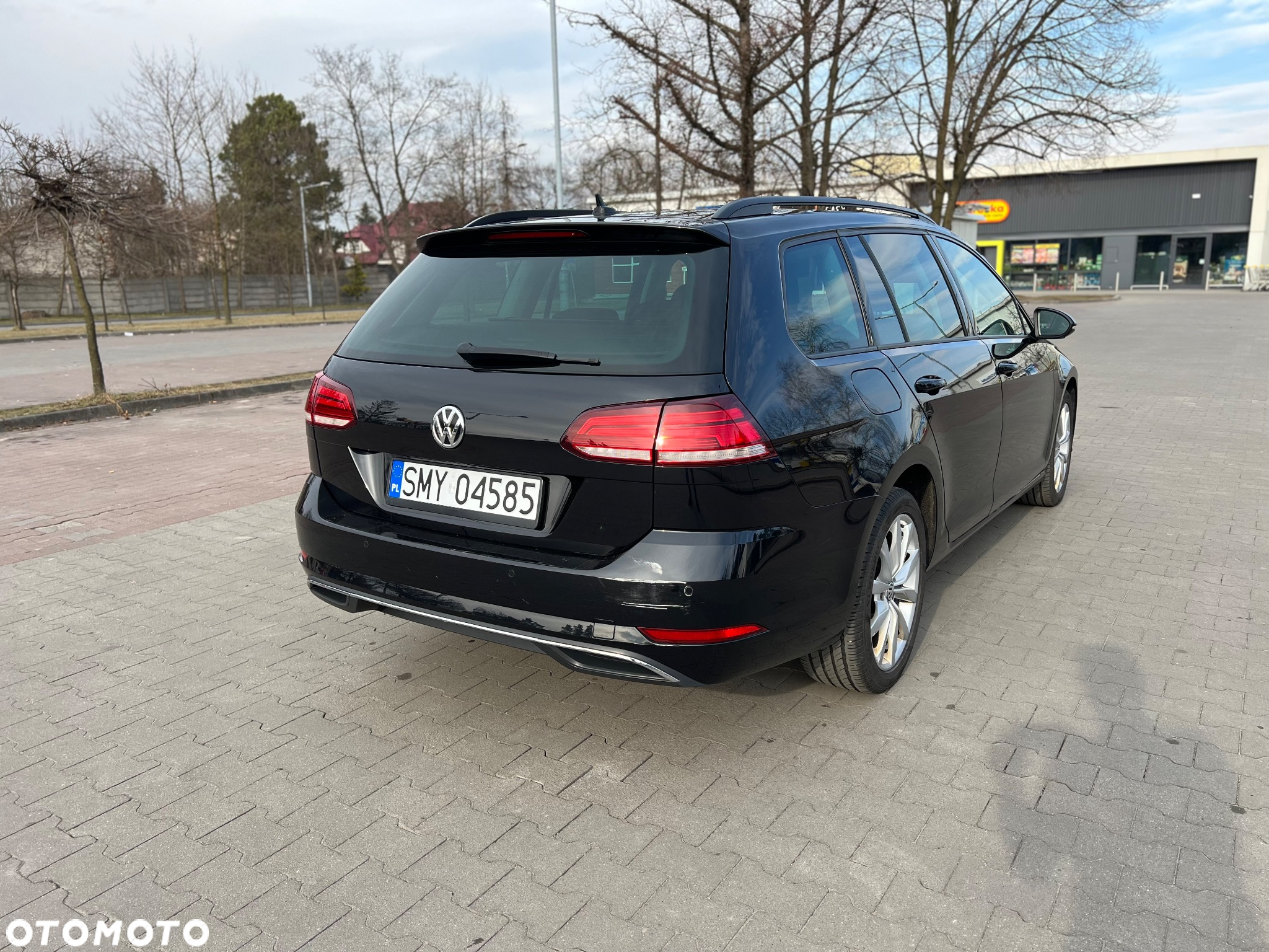 Volkswagen Golf 1.6 TDI (BlueMotion Technology) Comfortline - 5