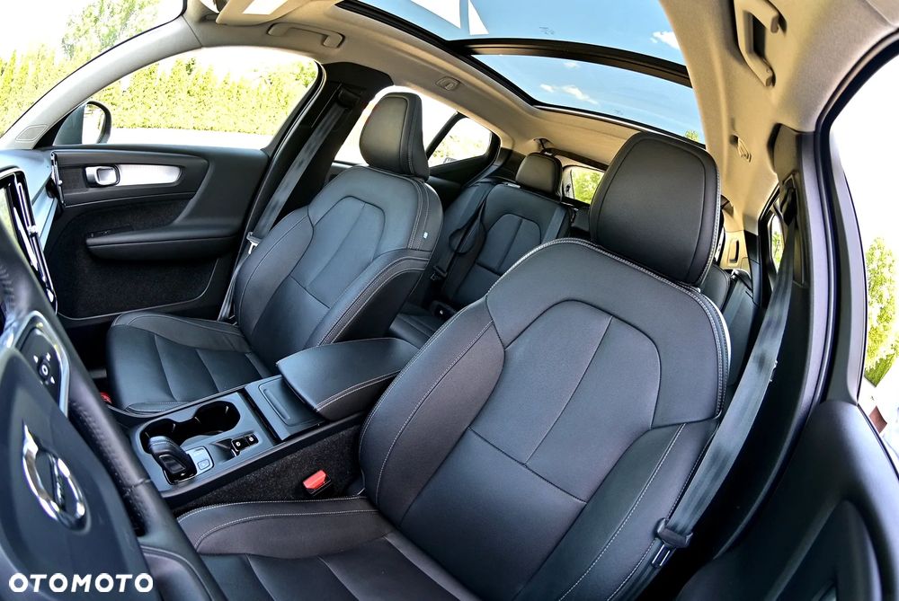 Volvo XC 40 T4 Geartronic Momentum Pro - 21