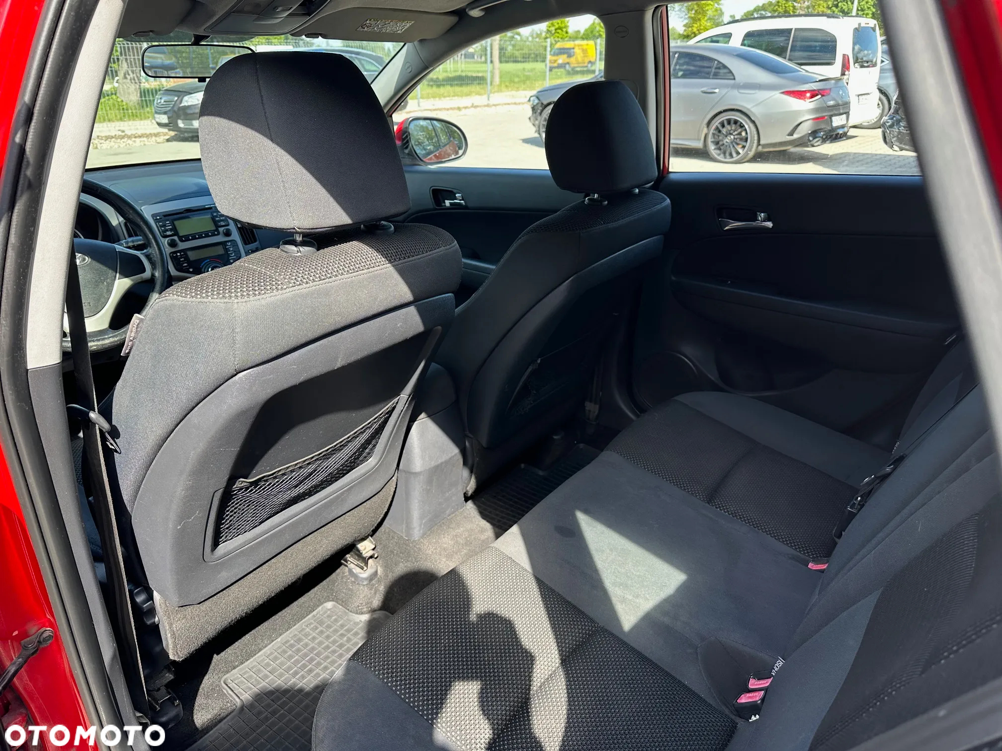 Hyundai i30 1.6 Comfort - 10