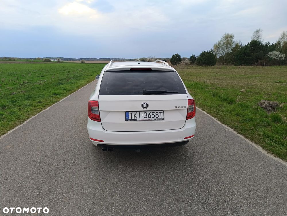 Skoda Superb 2.0 TDI Active DSG - 5