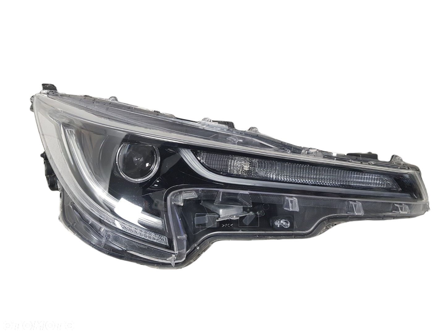 LAMPA prawa TOYOTA COROLLA XII E21 18-24 HB KOMBI LAMPA PRAWA REFLEKTOR FULL LED EUROPA IDEALNA - 1