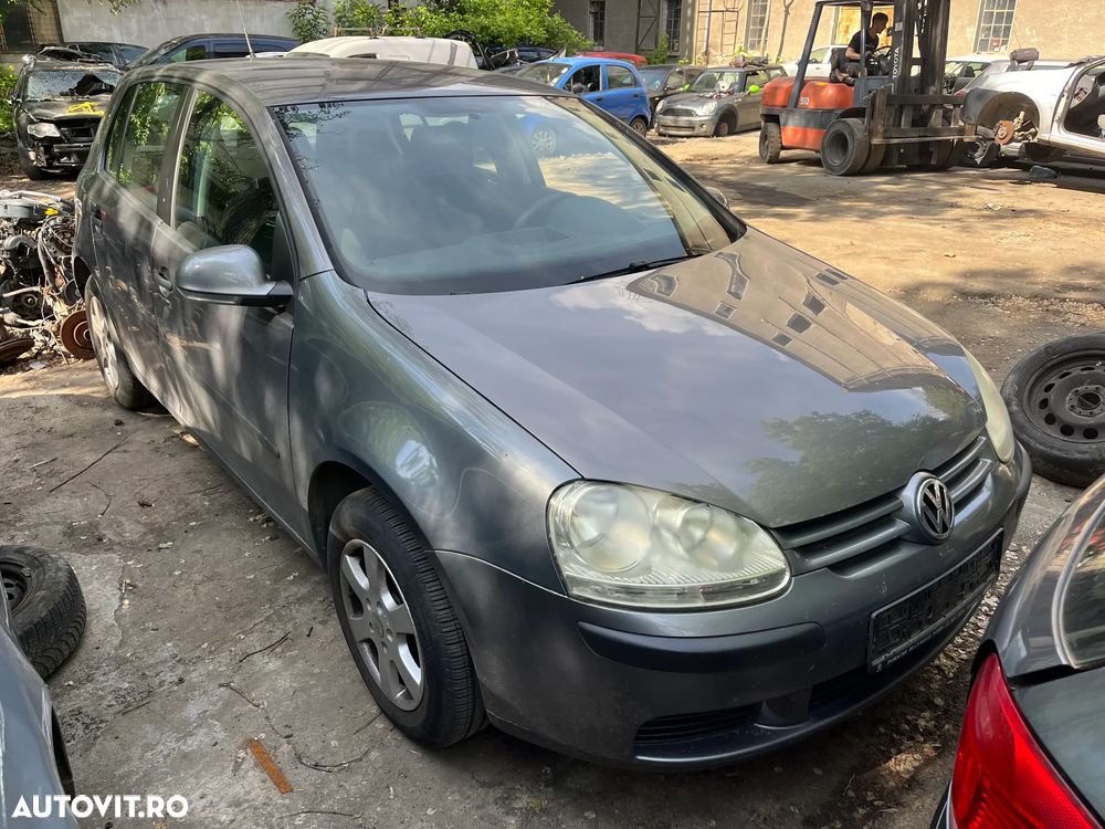 Dezmembrez VW Volkswagen Golf 5 1,4 benzina BCA gri verzui LA7T - 3