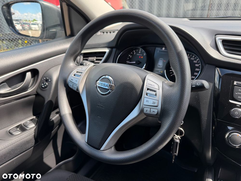 Nissan Qashqai 1.2 DIG-T Tekna EU6 - 16