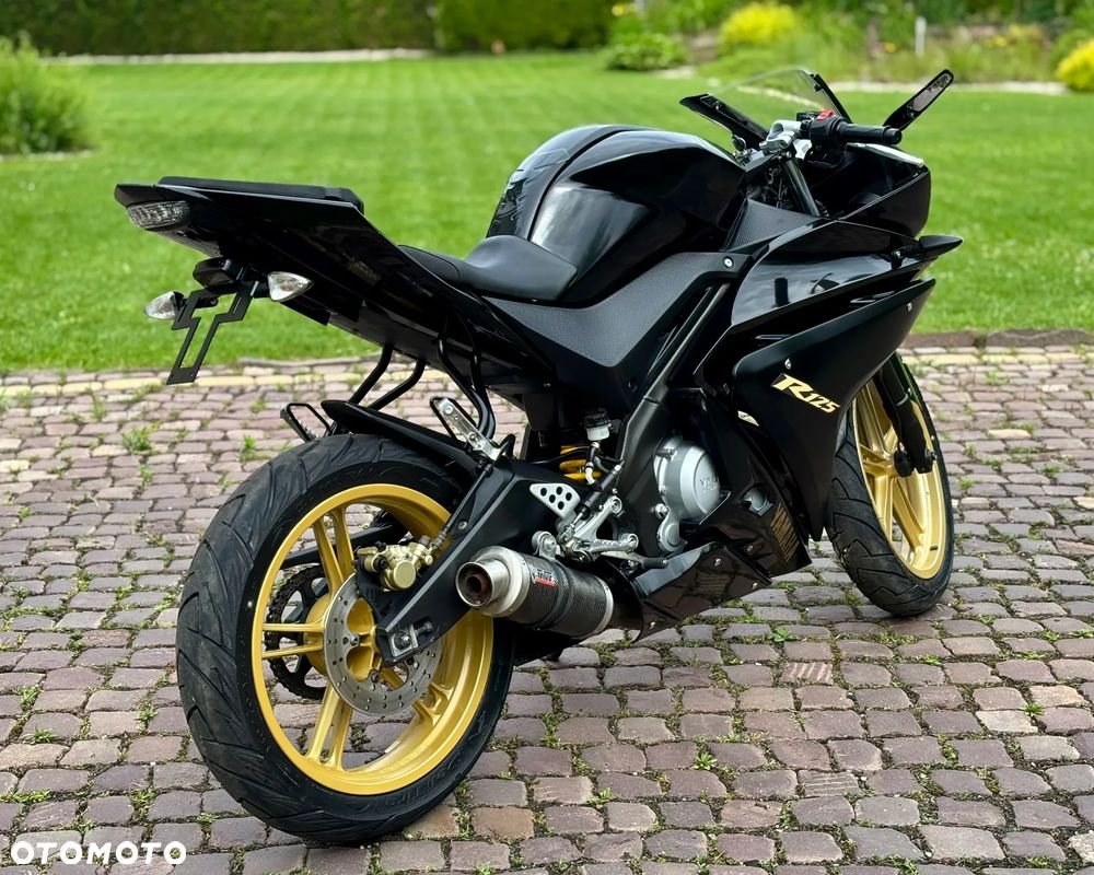 Yamaha YZF - 3