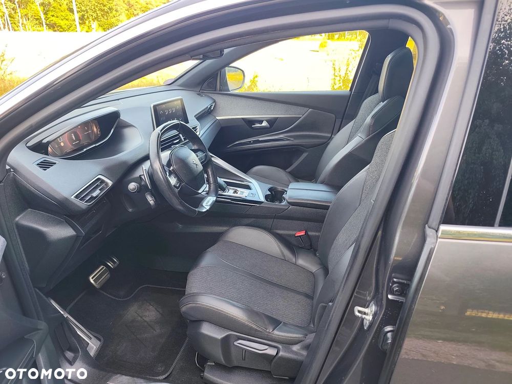 Peugeot 5008 PureTech 180 EAT8 Stop & Start GT Pack - 12