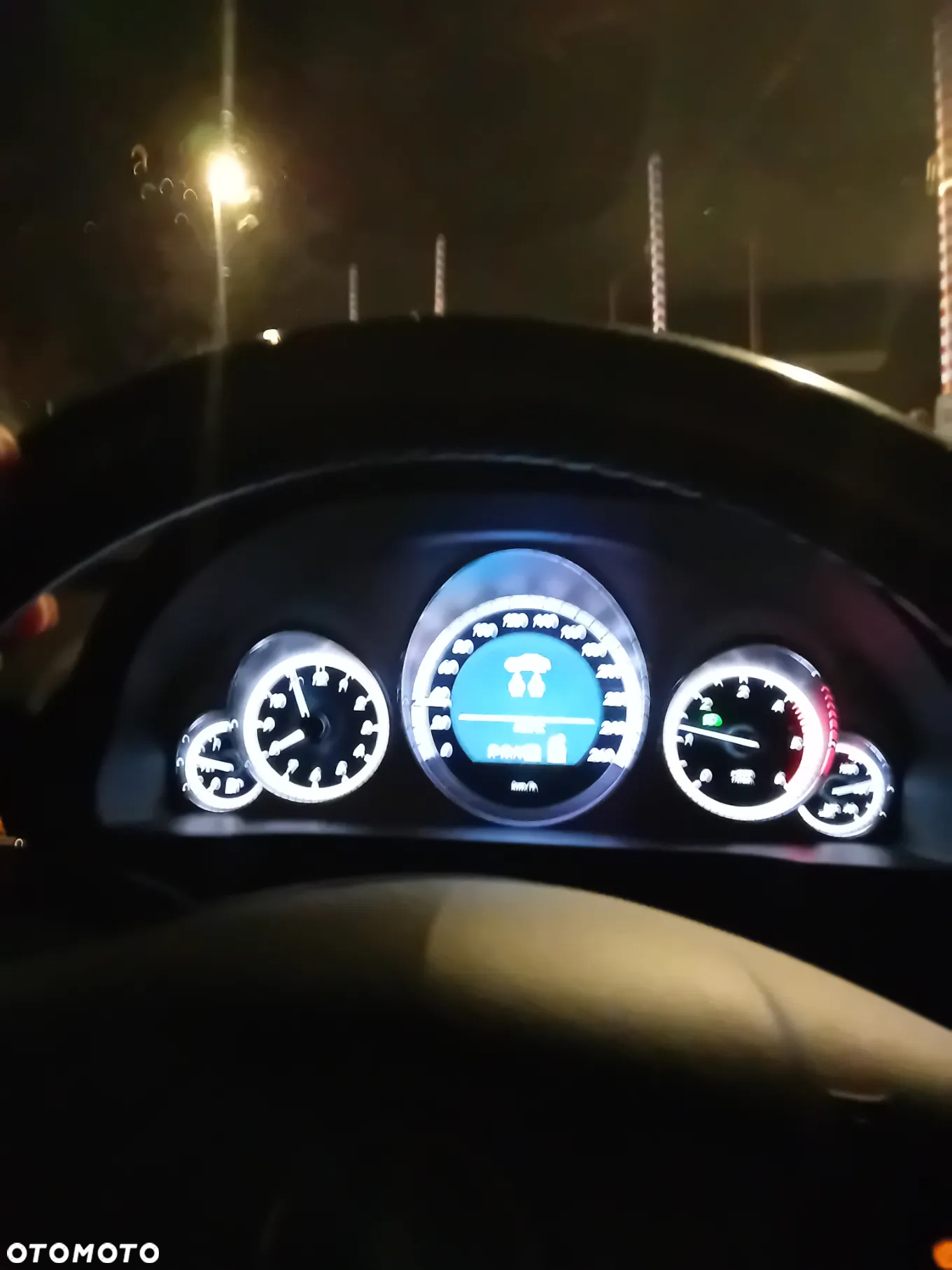 Mercedes-Benz Klasa E 350 CDI BlueEff - 6