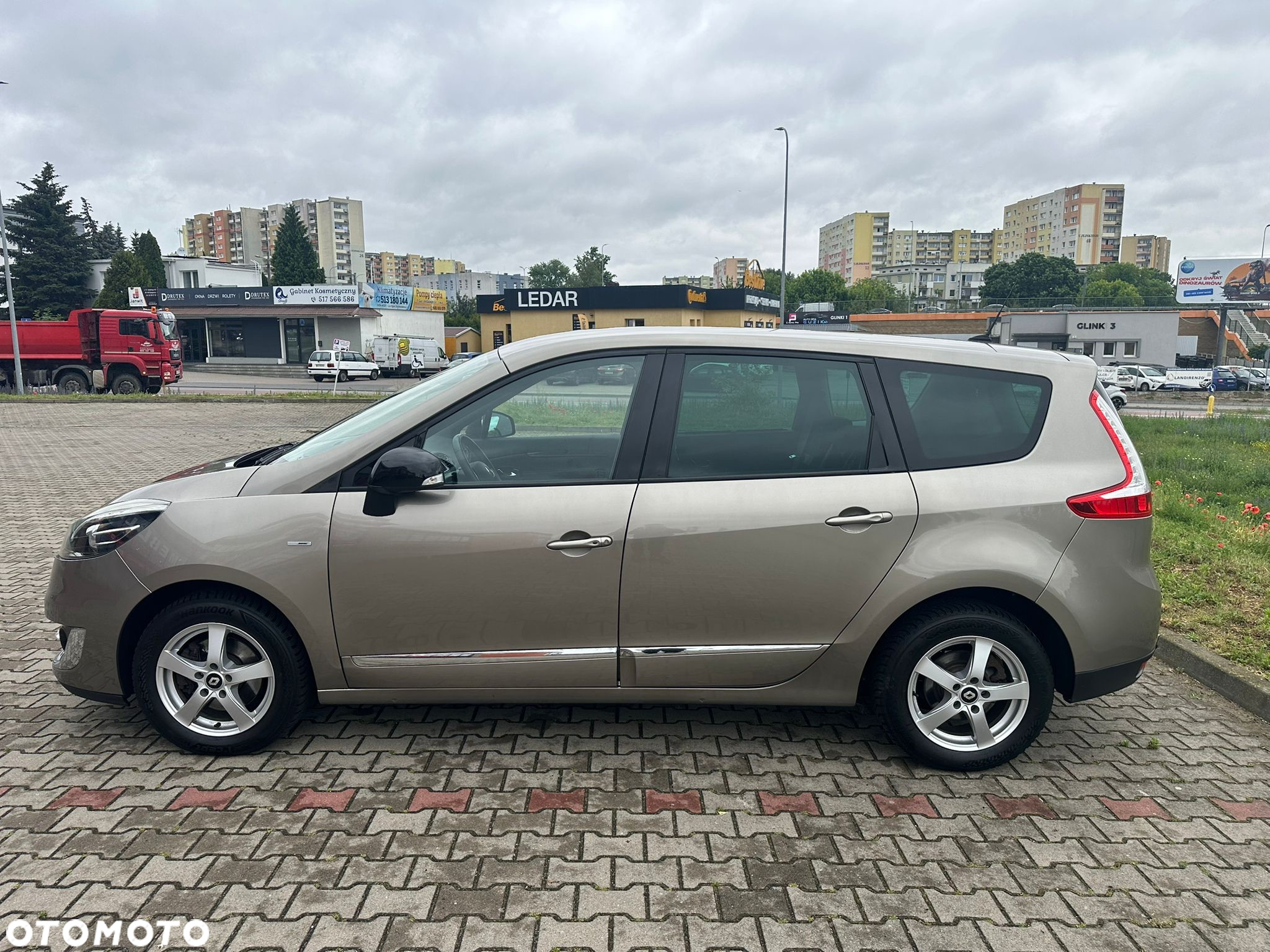 Renault Grand Scenic ENERGY dCi 130 BOSE EDITION - 8