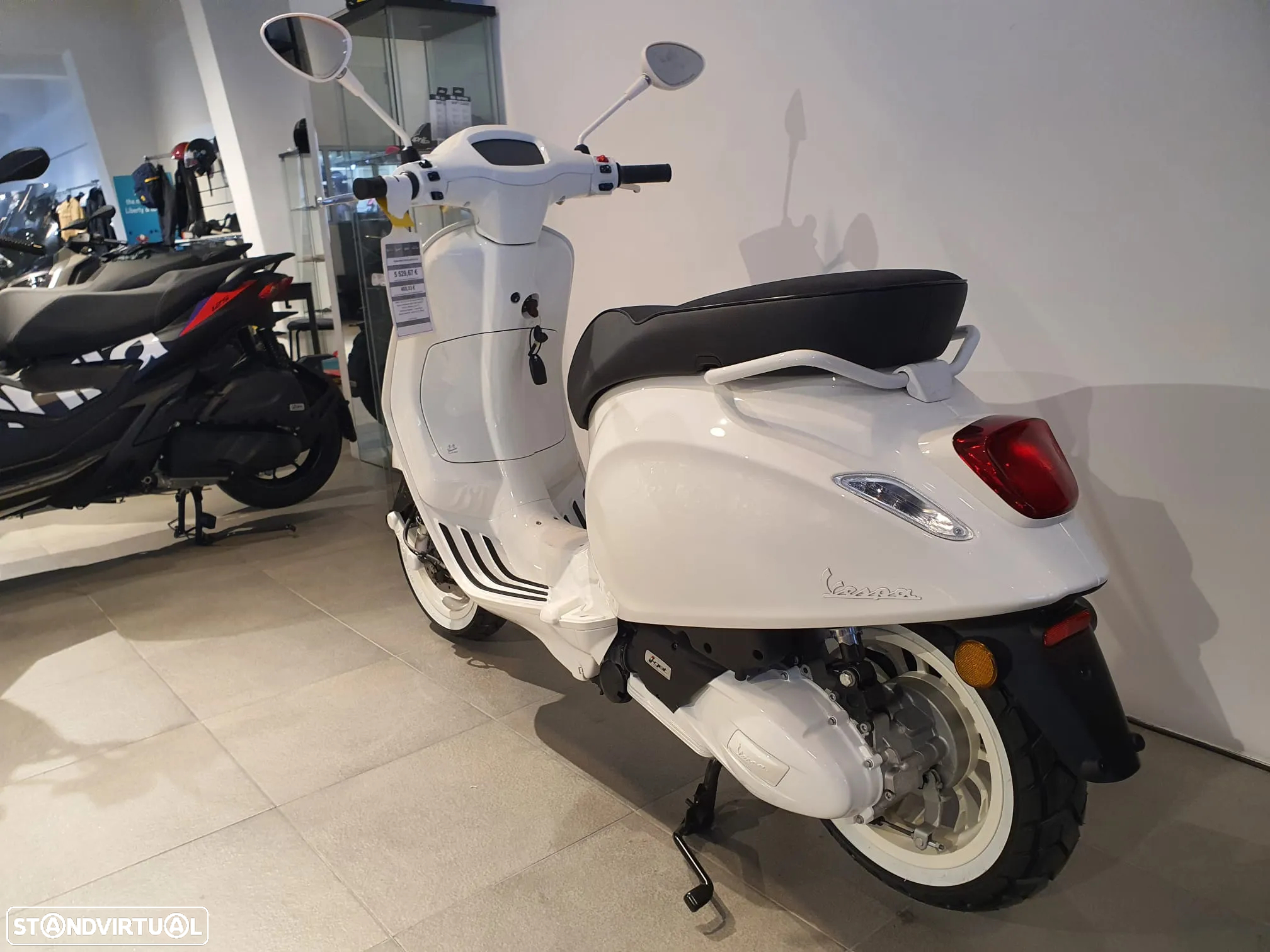 Vespa Sprint Special Edition - 7