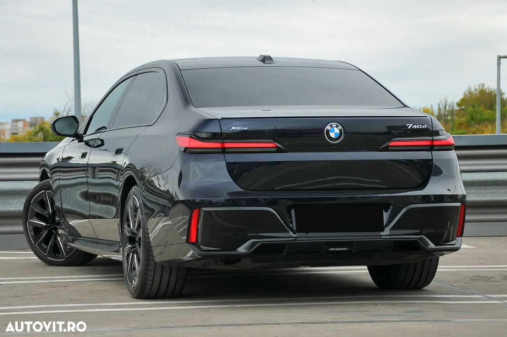 BMW Seria 7 740d xDrive MHEV - 3