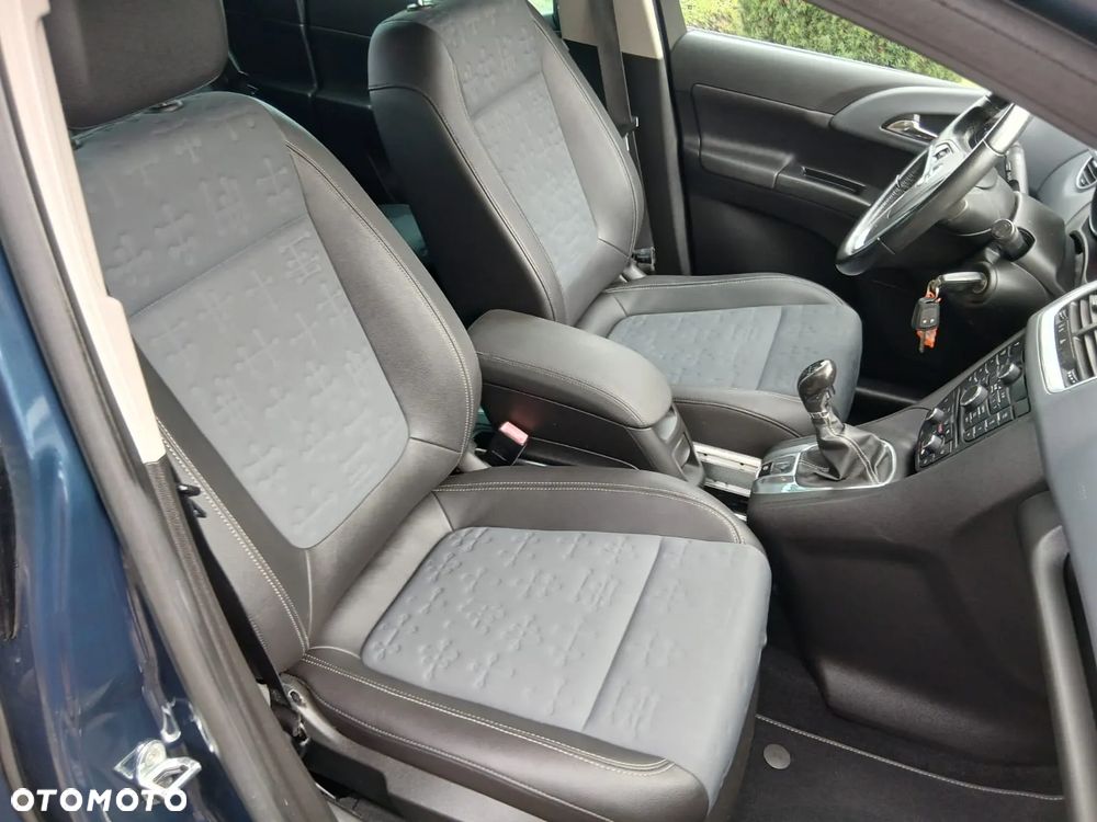 Opel Meriva 1.4 T Enjoy - 33