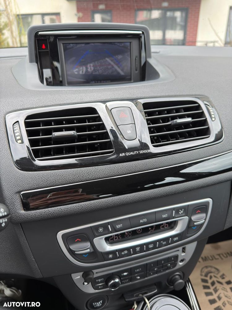 Renault Megane ENERGY dCi 110 Start & Stopp Bose Edition - 17