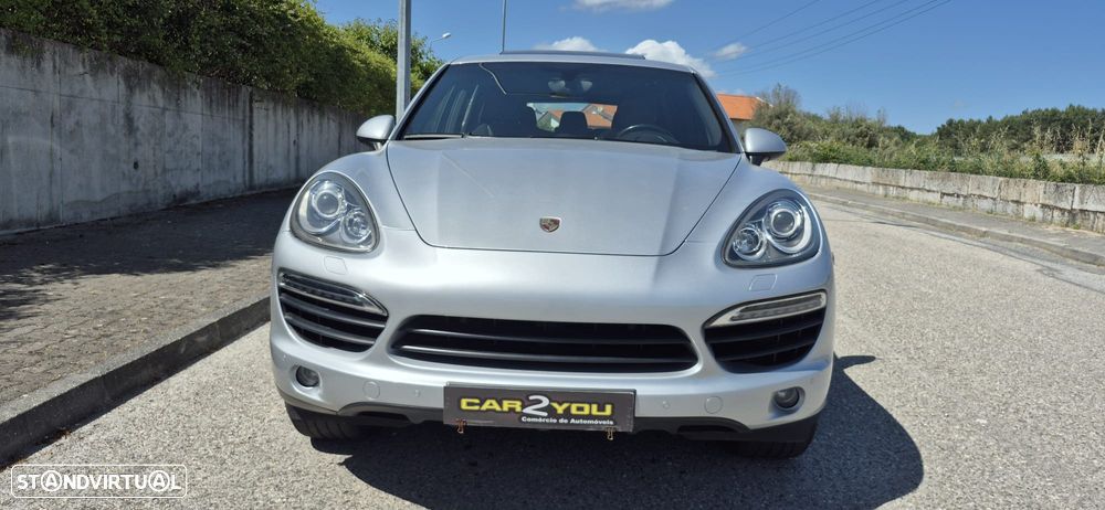 Porsche Cayenne S - 2