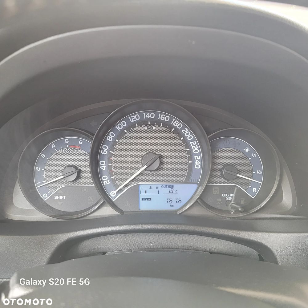Toyota Auris 1.4 D-4D - 22