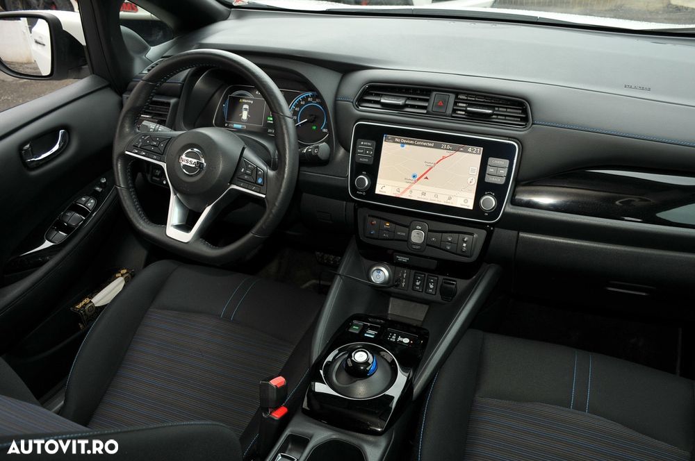 Nissan LEAF 40 kWh Tekna - 9