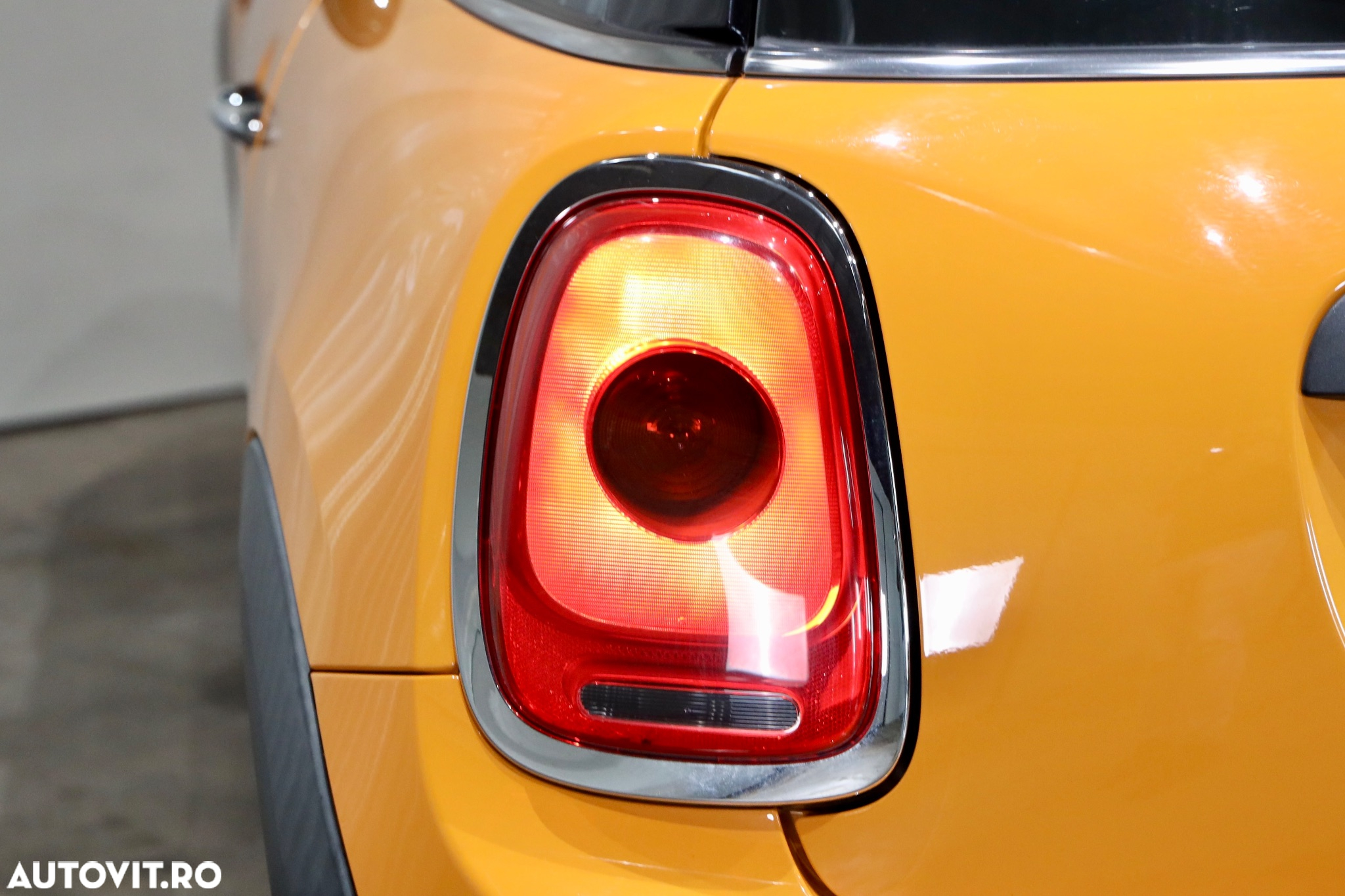 Mini ONE Standard - 32