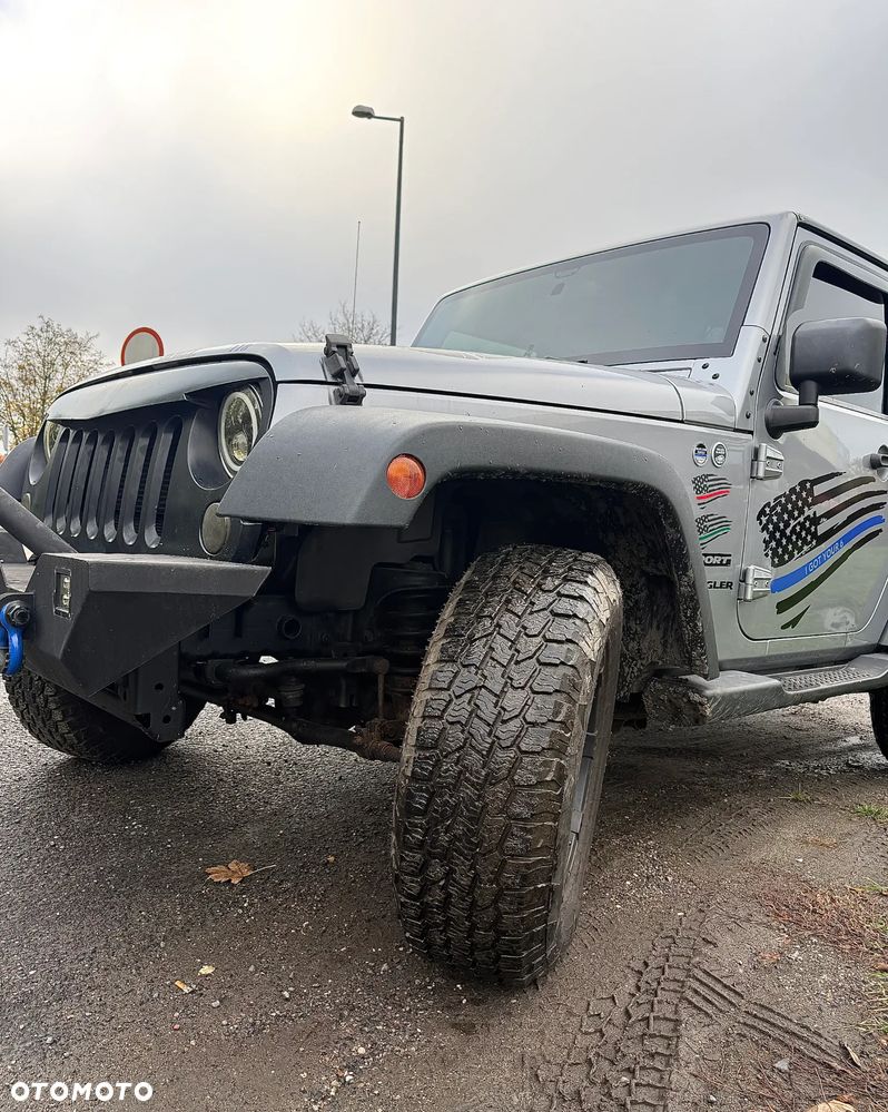 Jeep Wrangler - 6