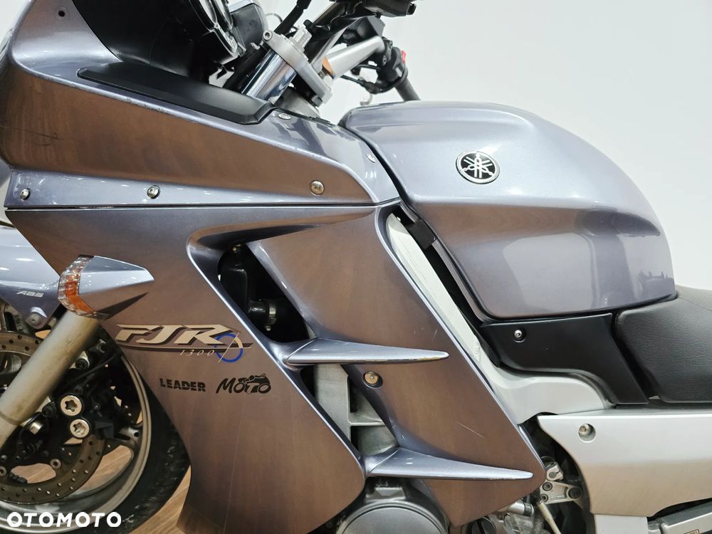 Yamaha FJR - 9