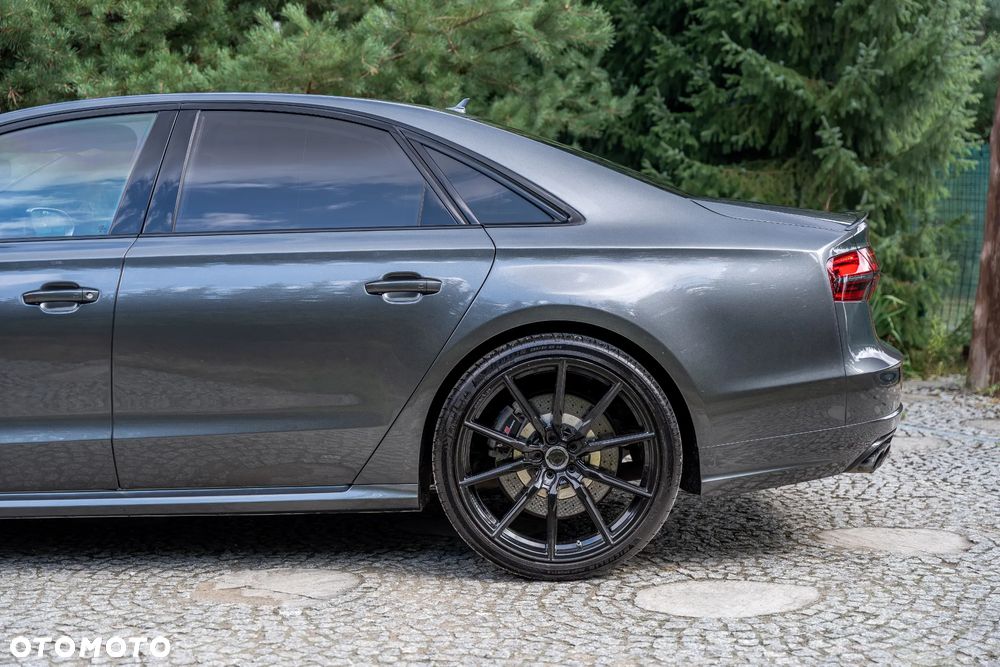 Audi S8 Plus 4.0 TFSI Quattro - 10