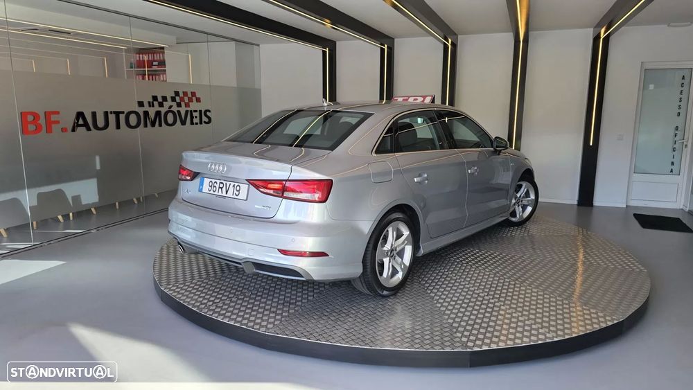 Audi A3 Limousine 1.6 TDI S-line - 4
