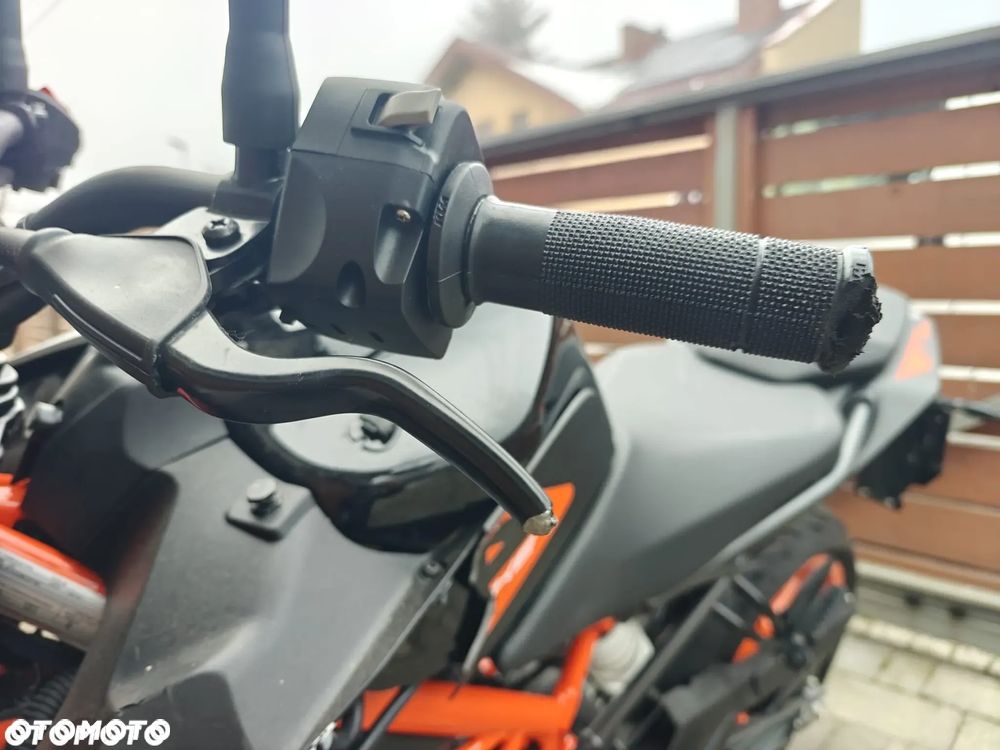 KTM Duke - 15