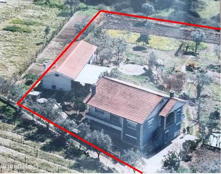 Moradia T5 em Oliveira do Conde, Viseu - Grande imagem: 2/3