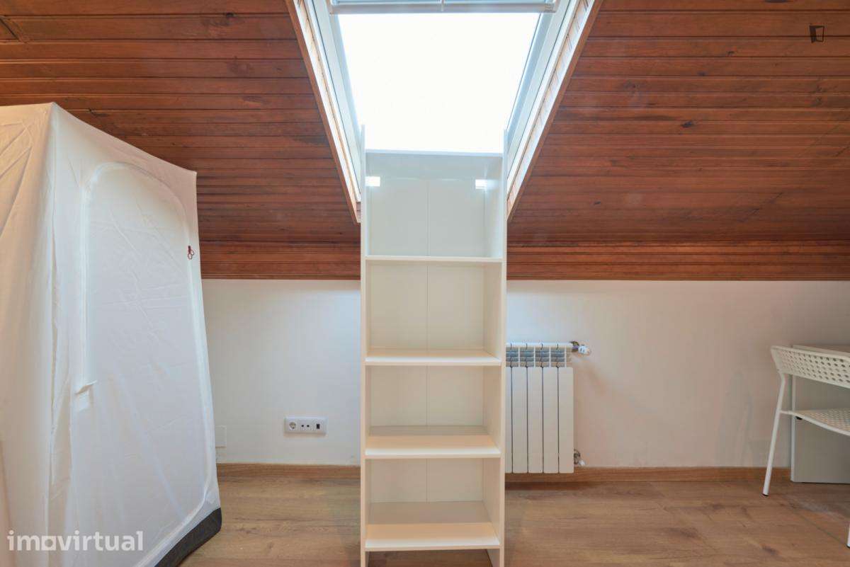 Quarto - localizado em Alvalade Lisbon - Grande imagem: 5/46