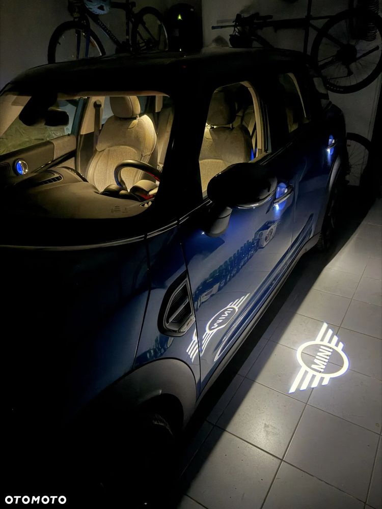 MINI Countryman Cooper Classic Trim - 16