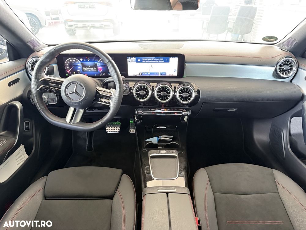Mercedes-Benz CLA 200 7G-DCT AMG Line Advanced Plus - 11