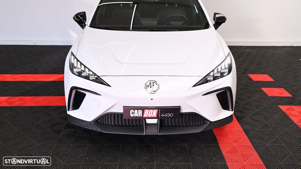MG MG4 64 kWh Luxury - 7