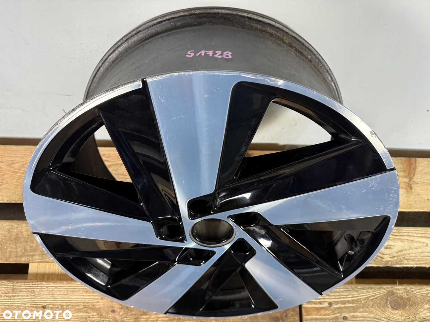 FELGA ALUMINIOWA VW ARTEON 3G8 PASSAT B8 18" 8.0 3G8601025AB CALA LADNA ORG - 5