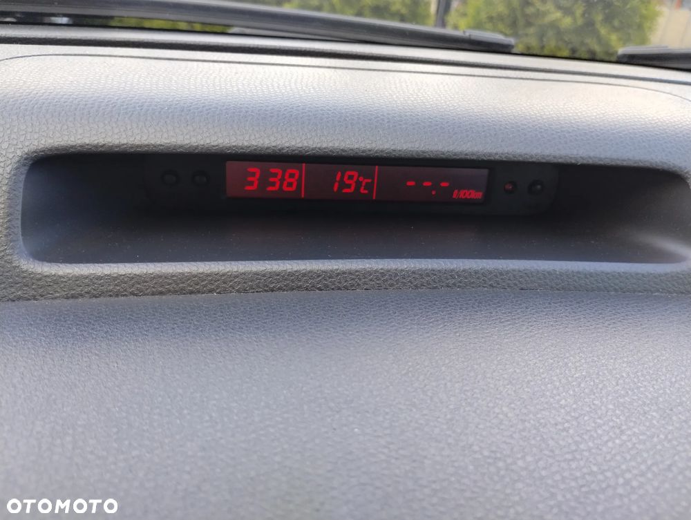 Suzuki Swift - 17