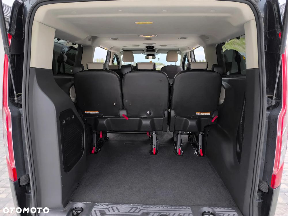 Ford Tourneo Custom 2.0 EcoBlue L2 Titanium - 19