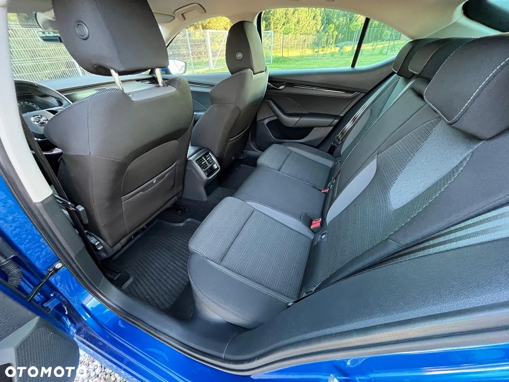 Skoda Octavia ver-1-5-tsi-act-ambition - 20