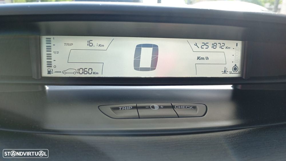 Citroën C4 - 6