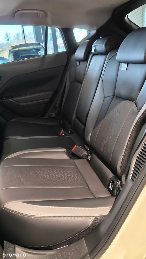 Subaru Crosstrek 2.0i-S e-Boxer Platinum (EyeSight) Lineartronic - 18