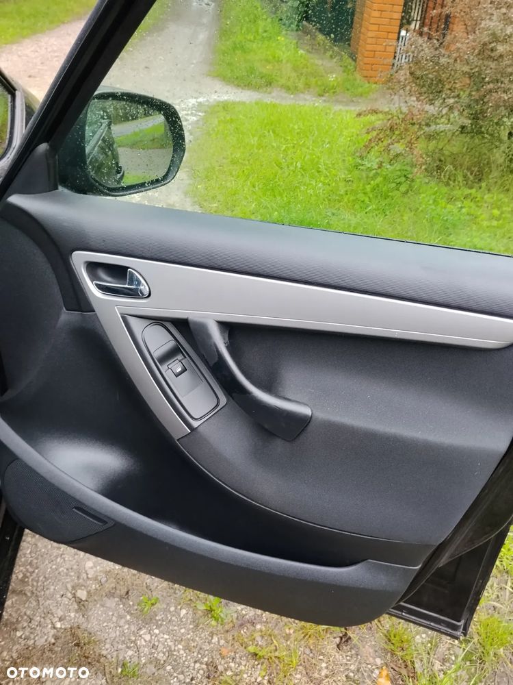 Citroën C4 Picasso 1.8i Impress - 17