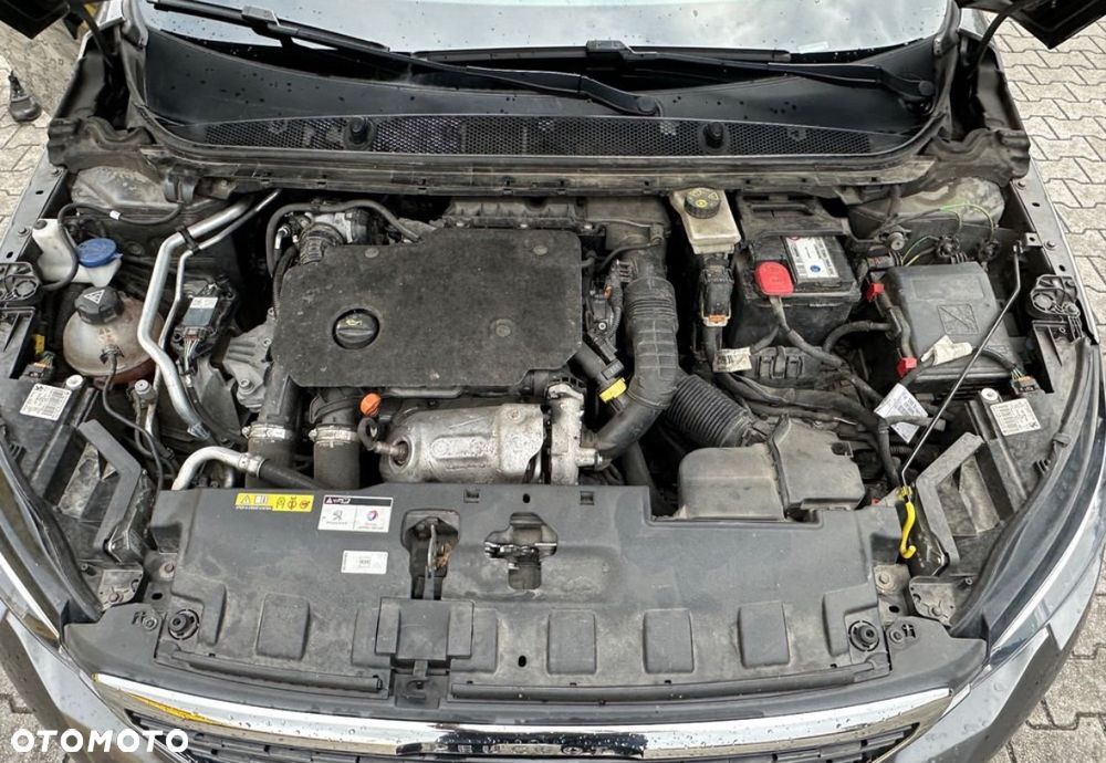 Peugeot 308 1.5 BlueHDi Allure S&S EAT6 - 23