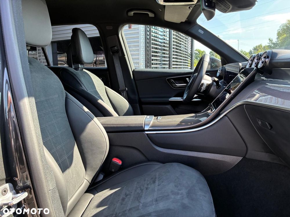 Mercedes-Benz GLC - 15