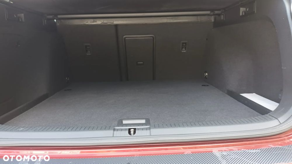 Volkswagen Golf 1.6 TDI BMT Comfortline - 12