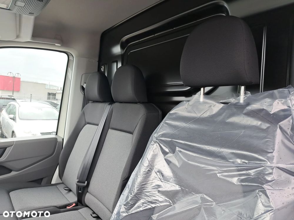 Volkswagen Crafter - 12