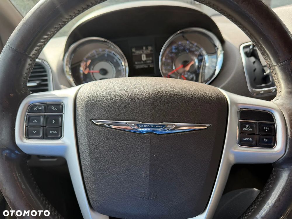 Lancia Voyager 3.6 Platinum Euro6 - 17