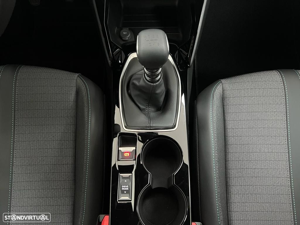 Peugeot 2008 1.2 PureTech Allure Pack - 26