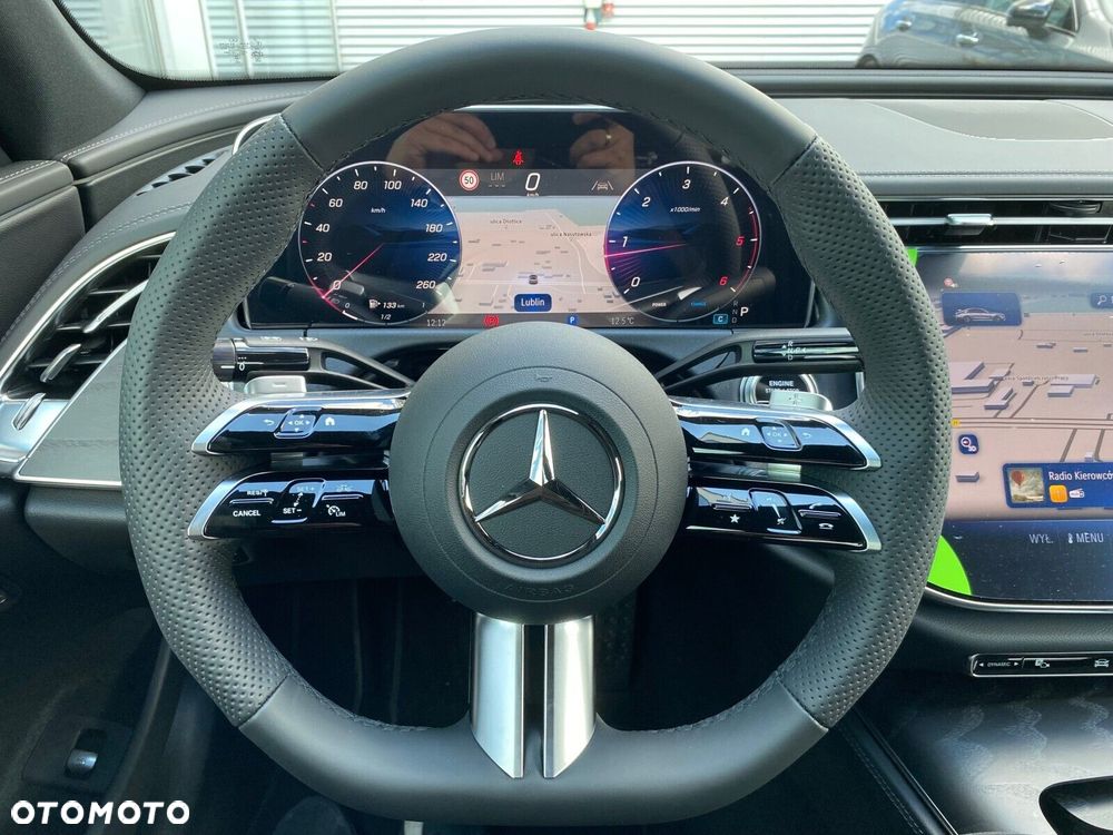 Mercedes-Benz Klasa E - 12