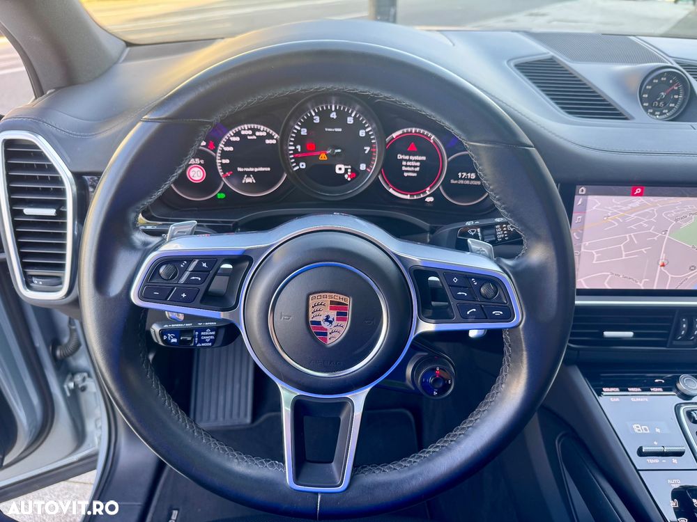Porsche Cayenne S - 35