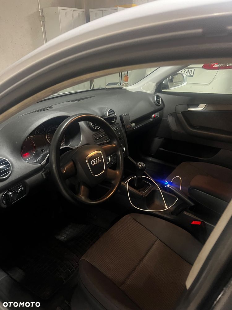 Audi A3 Sportback 1.9 TDI Ambition - 11