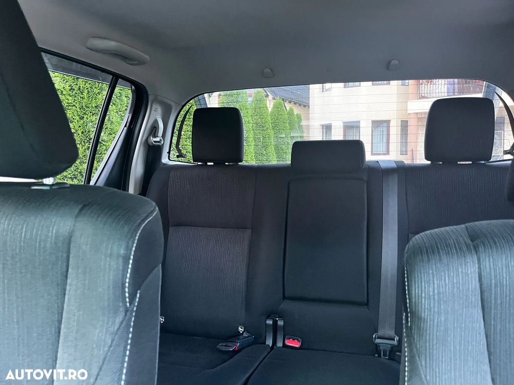 Toyota Hilux 4x4 Double Cab A/T cu Safety Sense Style - 8