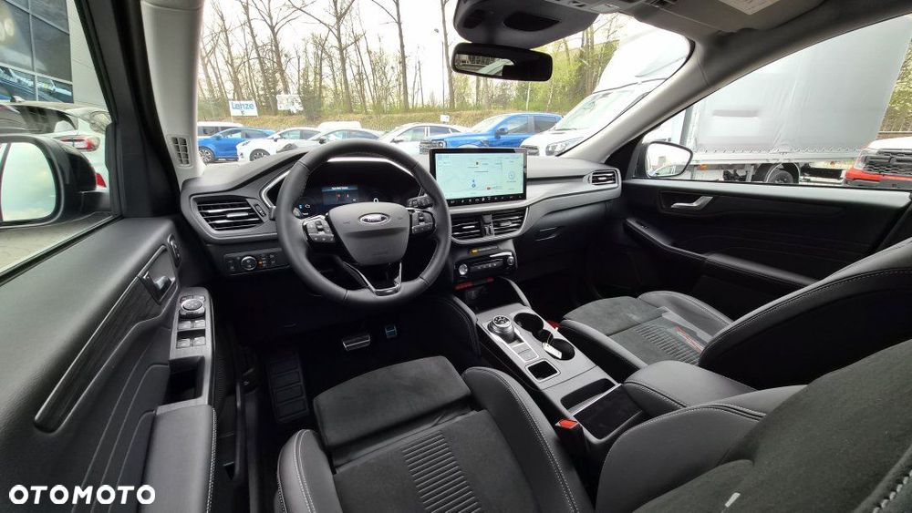 Ford Kuga - 16